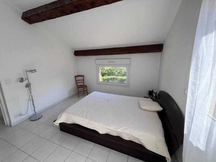 St Raphael A Pieds Apartment *